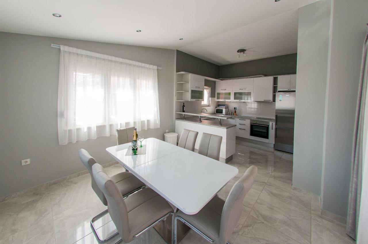 Apartments Anita Stobrec Luaran gambar
