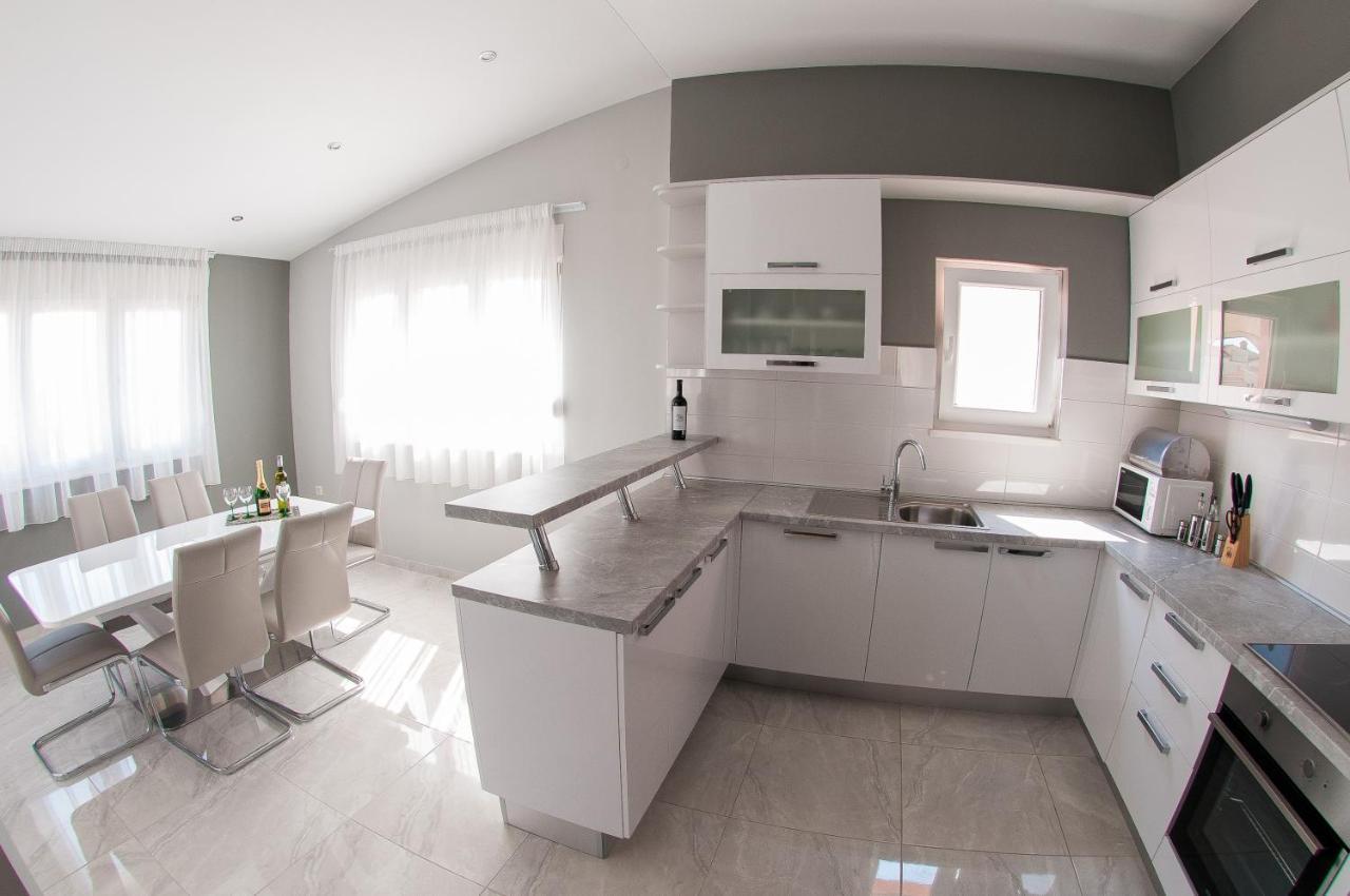 Apartments Anita Stobrec Bilik gambar